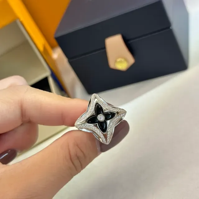 Tiffany & Co. 银蓝镂空星星图案抛光金属戒指 7
