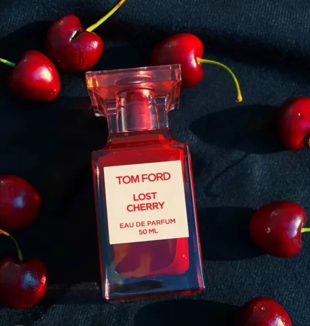 Tom Ford Lost Cherry Frasco de perfume quadrado de vidro transparente vermelho com tampa facetada perfume 8