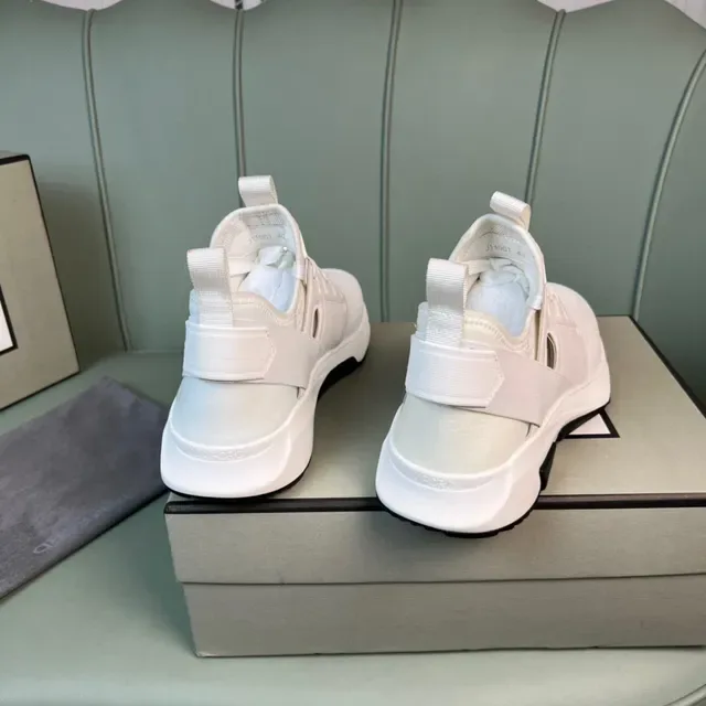 Tom Ford Sneaker Lifestyle Blanc en Maille et Synthétique 6