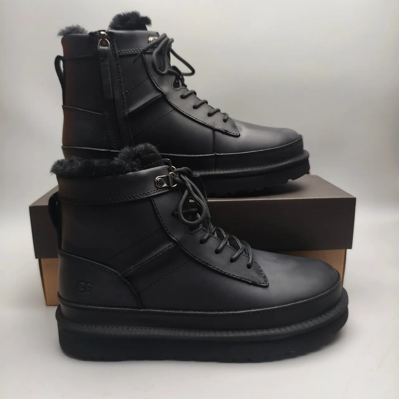 UGG Black Shearling-Lined Lace-Up Snow Boot 5