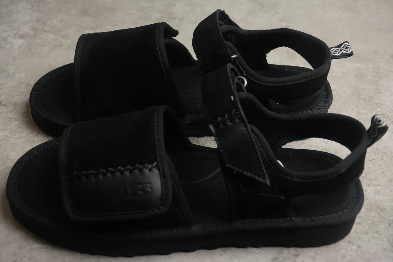 UGG Black Two-Strap Velcro Platform Casual Sandals 8