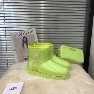 UGG Classic Mini Neon Lime Green স্বচ্ছ তুষার বুট