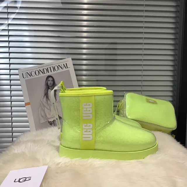 UGG Classic Mini Neon Lime Green 透明雪靴 3
