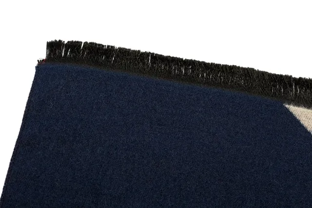 UGG Cachecol de Cashmere Tecido Listrado em Marinho e Vermelho 8