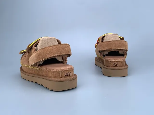 UGG Tasman Marrón Rojo Suela de Plataforma Correa Dual de Velcro Sandalias Casual 6