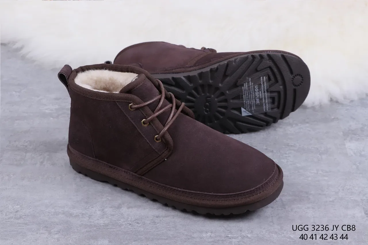 UGG Tasman Botas de Nieve Marrón de Ante con Forro de Borrego y Cordones 10