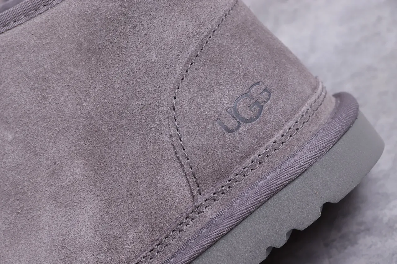 UGG Tasman ग्रे स्यूड शीयरलिंग-लाइन्ड स्नो बूट्स 3