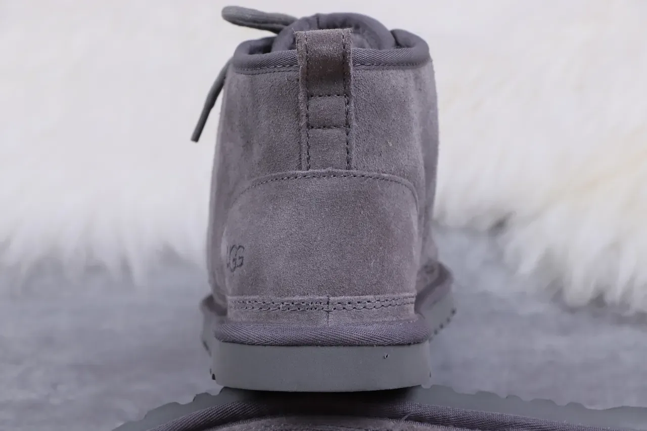 UGG Tasman ग्रे स्यूड शीयरलिंग-लाइन्ड स्नो बूट्स 5