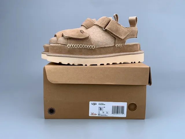 Sandales casuales à plateforme style Tasman en beige à double bride 10