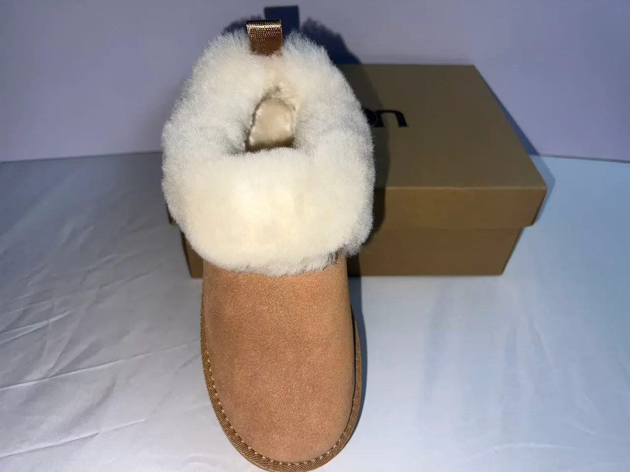 UGG Tasman Tan भेड़िया फर वाली प्लेटफॉर्म स्नो बूट 5