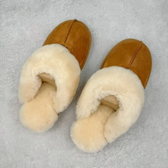 UGG Tasman Tan Piel de ante Forro de piel de cordero Suela con tacos Slippers 3