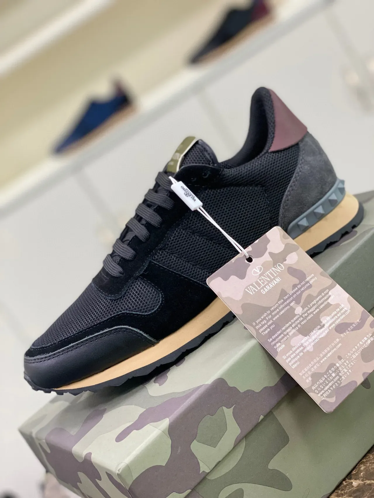 Valentino Noir Beige Maille Et Daim Supérieur Talon Spiked Caoutchouc Sneakers Lifestyle 5