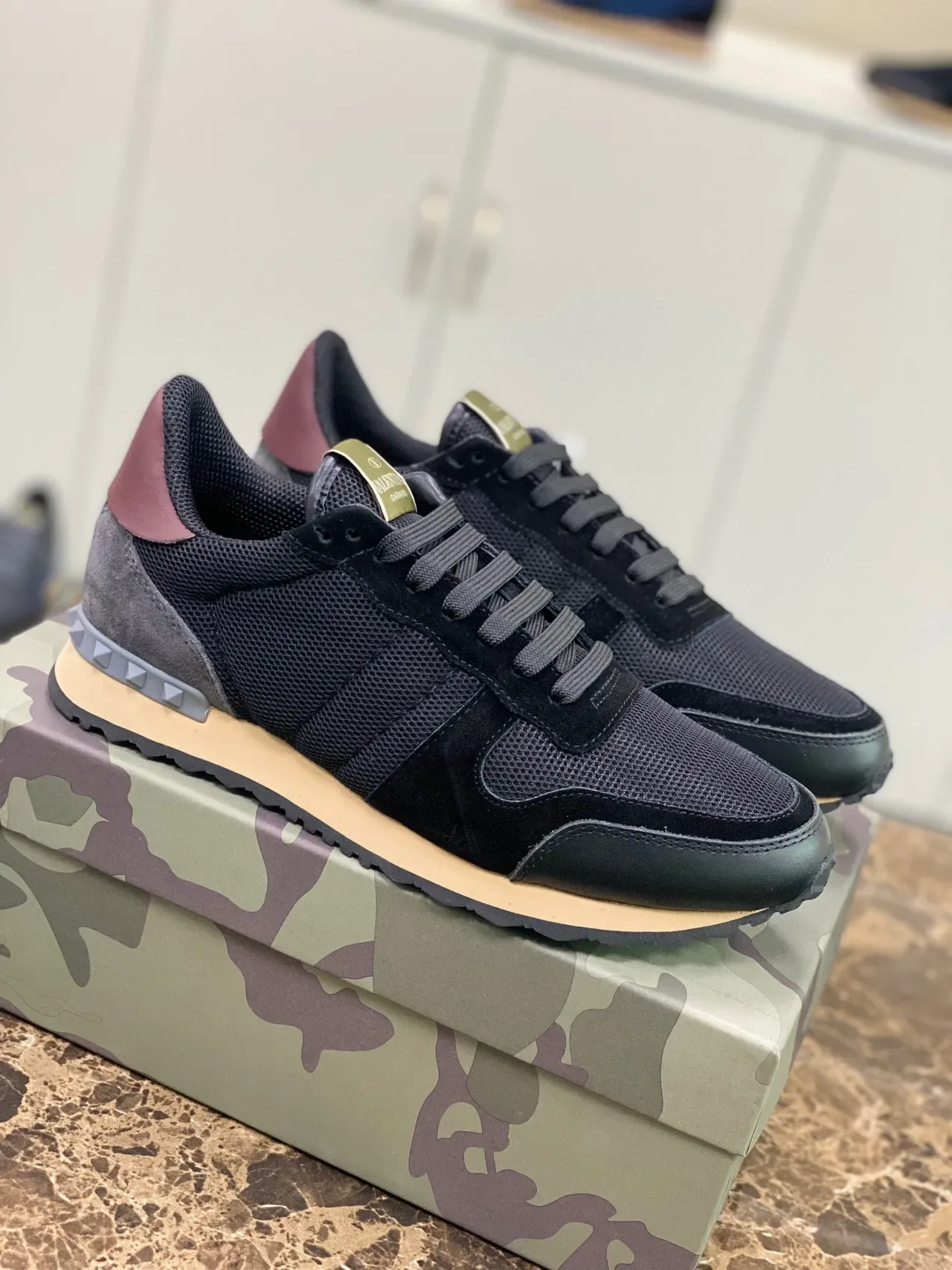Valentino Noir Beige Maille Et Daim Supérieur Talon Spiked Caoutchouc Sneakers Lifestyle 9