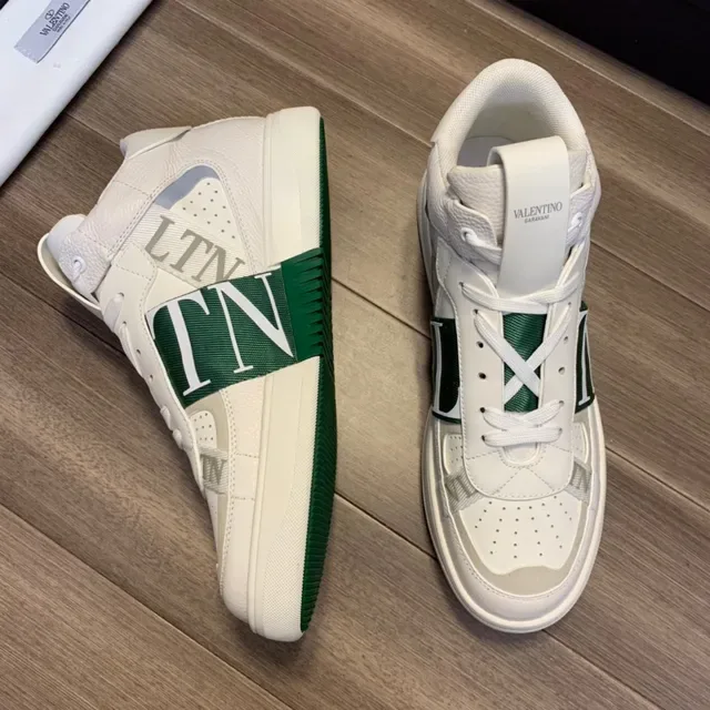 Valentino Garavani VLTN Zapatillas Lifestyle Blancas y Verdes de Tiro Alto 6