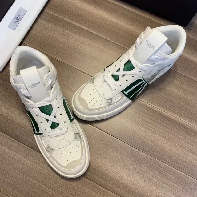 Valentino Garavani VLTN Zapatillas Lifestyle Blancas y Verdes de Tiro Alto 8