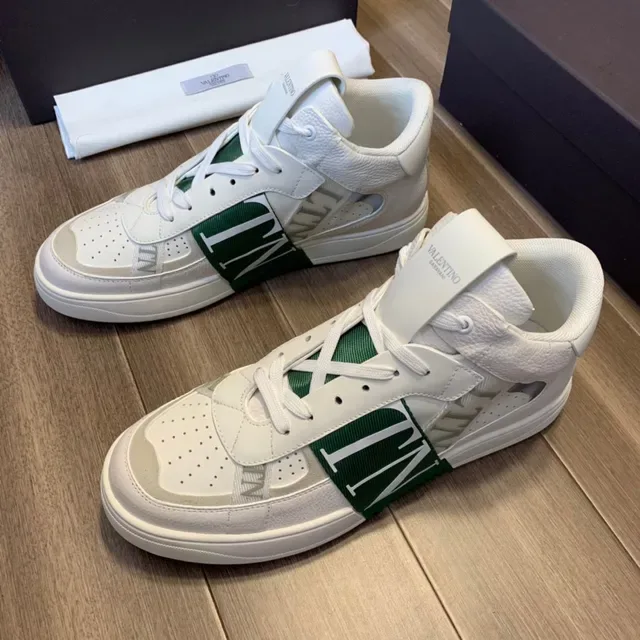Valentino Garavani VLTN Zapatillas Lifestyle Blancas y Verdes de Tiro Alto 9