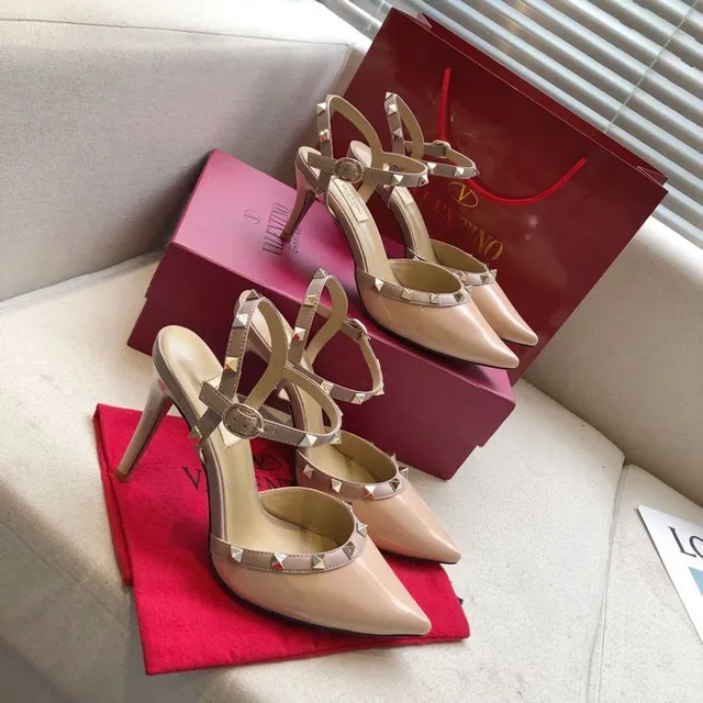 Valentino Rockstud Nude Patent Studded T-Strap Stilettos 6