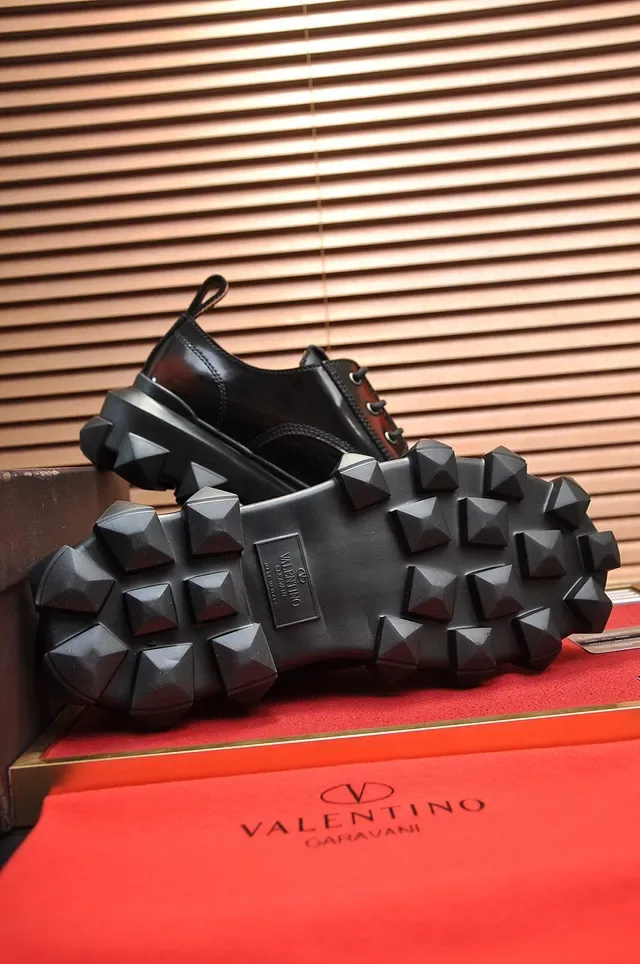 瓦伦蒂诺 Rockstud 尖刺平台牛津鞋 4
