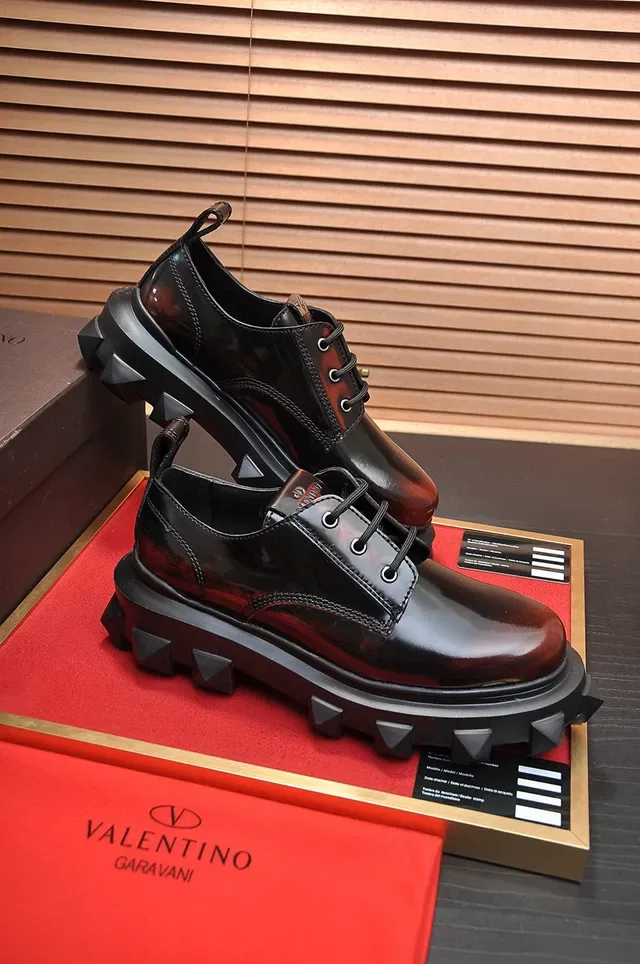 瓦伦蒂诺 Rockstud 尖刺平台牛津鞋 5
