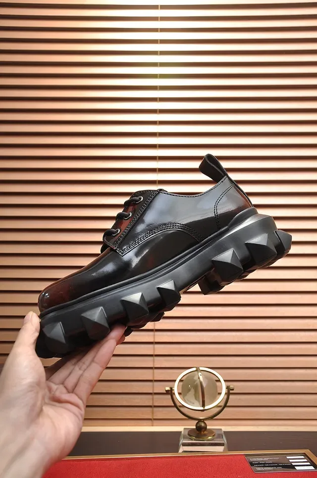 瓦伦蒂诺 Rockstud 尖刺平台牛津鞋 6
