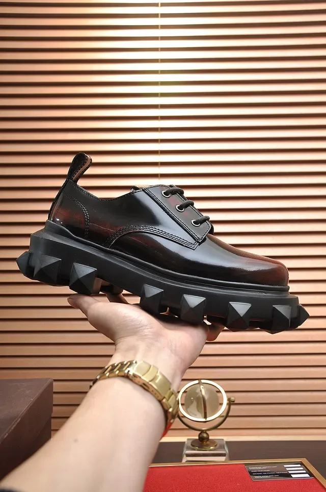 瓦伦蒂诺 Rockstud 尖刺平台牛津鞋 9