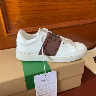 Valentino Rockstud Blanco Marrón Cuero Correa Stud-Accented Estilo de Vida Zapatillas