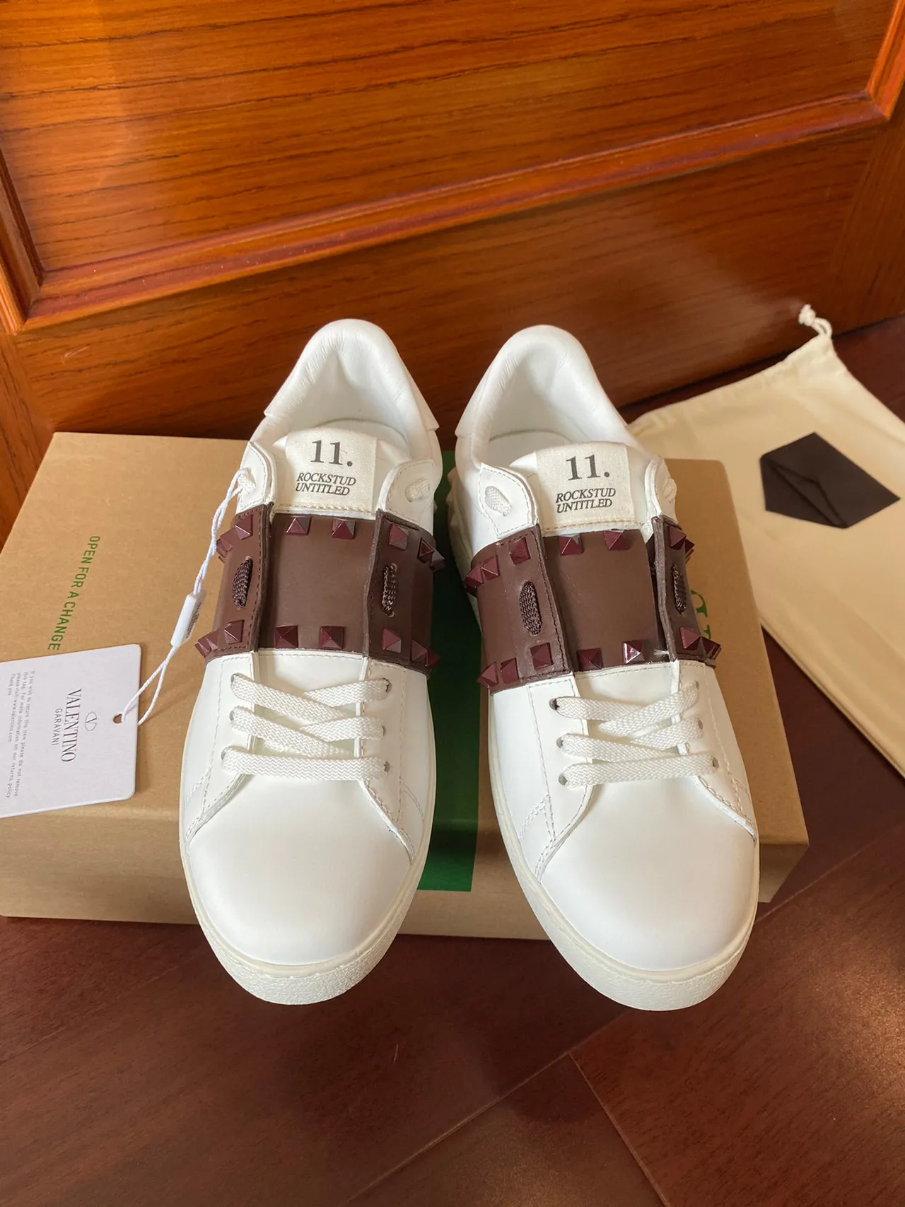 Valentino Rockstud Branco Marrom Couro Tira Stud-Accented Estilo de Vida Tênis 4