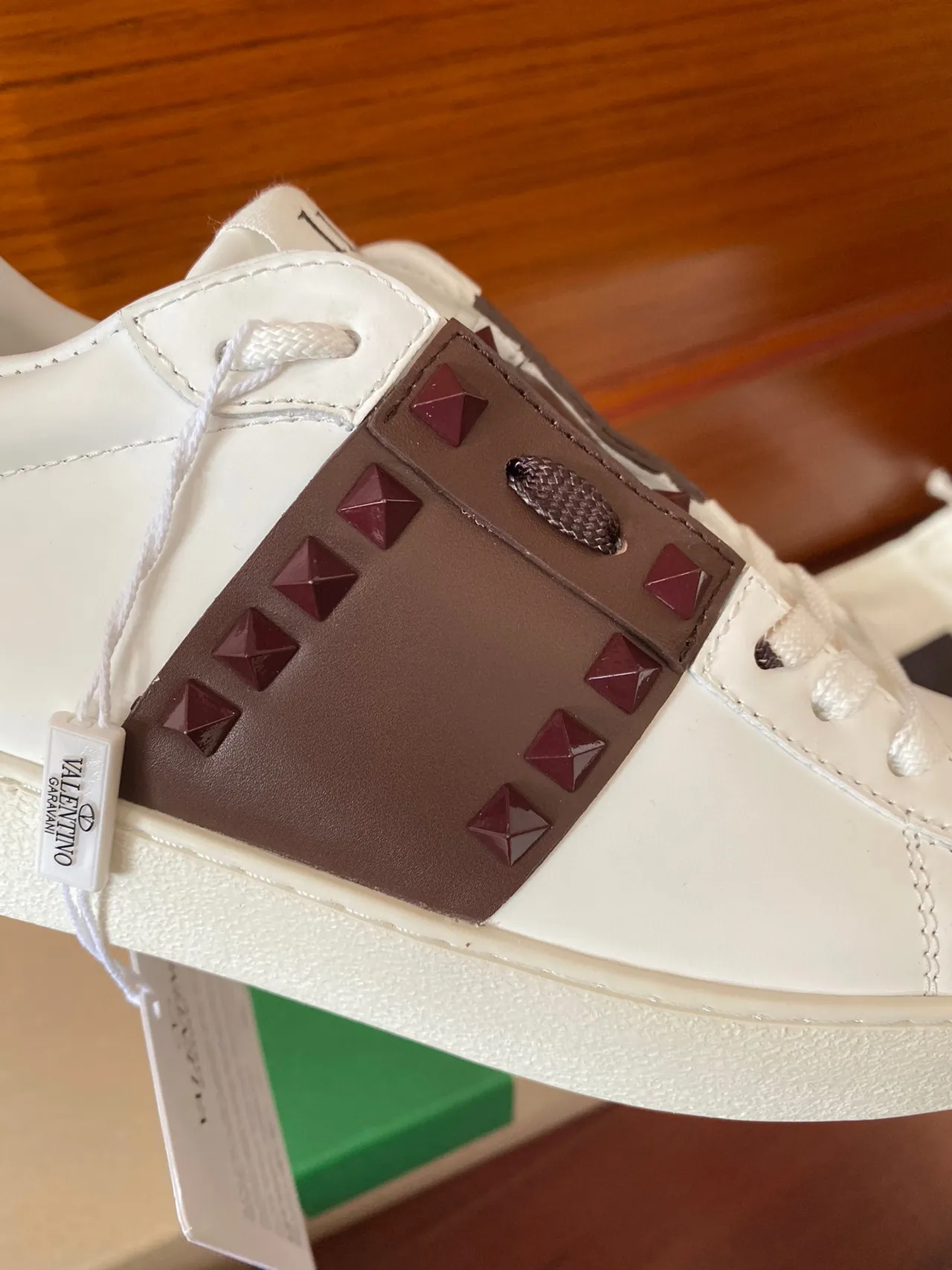 Valentino Rockstud Branco Marrom Couro Tira Stud-Accented Estilo de Vida Tênis 5