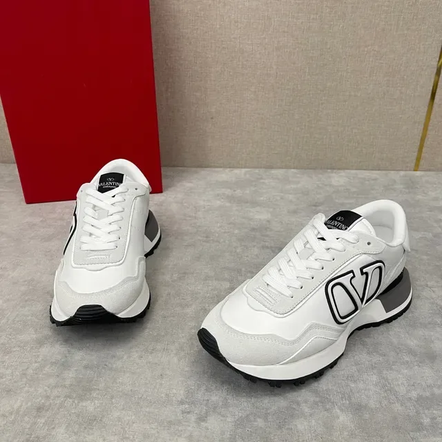 Valentino VLTN Runner Tênis Lifestyle Branco Preto Cinza 5