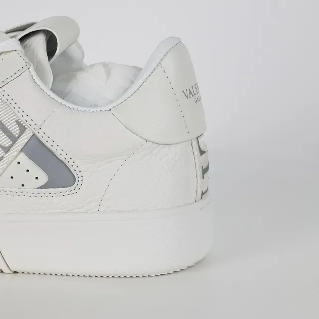Valentino VLTN Sneaker White Gray Low-Top Pebbled Leather Lifestyle Sneakers 4