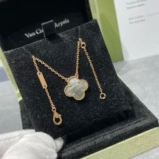 Van Cleef & Arpels Alhambra Four-Leaf Clover Mother-of-Pearl Gold Necklace