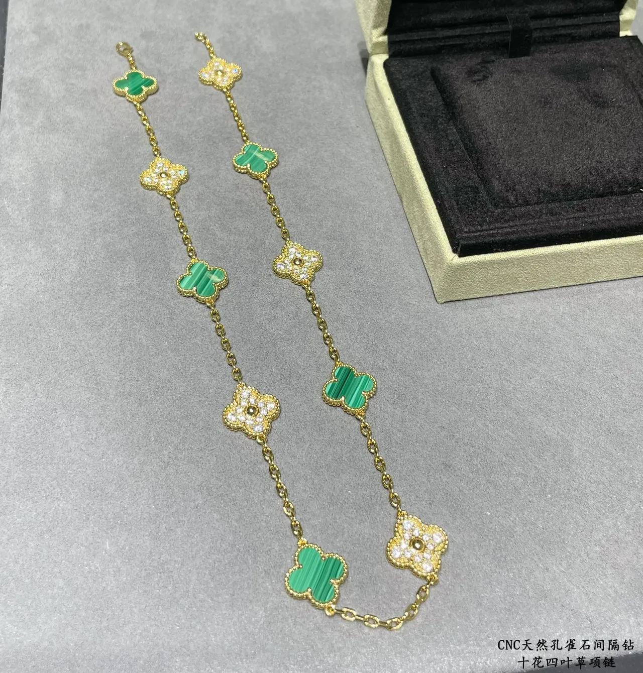Van Cleef & Arpels Alhambra मलाशाइट पव डायमंड चारपत्ती क्लोवर हार 5