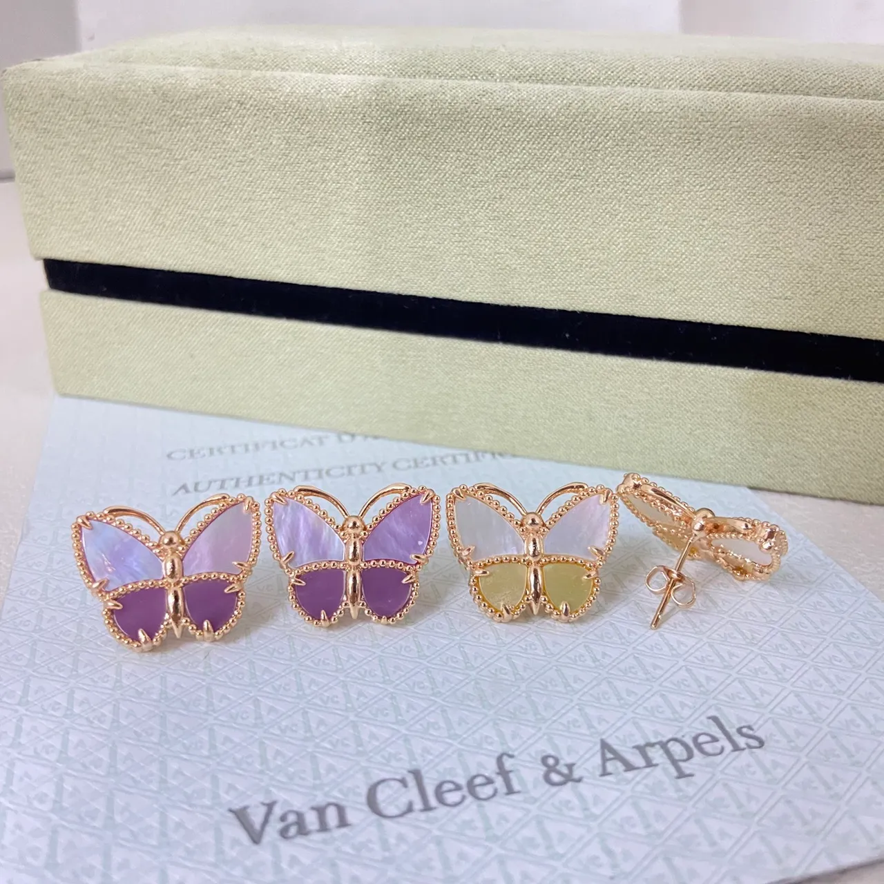Van Cleef & Arpels Papillon 蝴蝶耳钉 2