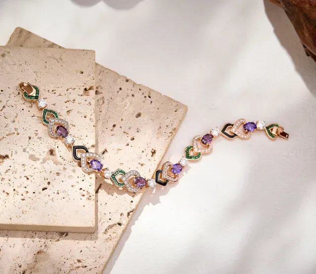 Van Cleef & Arpels বেগুনি সবুজ আন্তঃসংযুক্ত হার্ট-শেপড লিঙ্কস প্যাভে ডায়মন্ড বর্ডার ব্রেসলেট 6