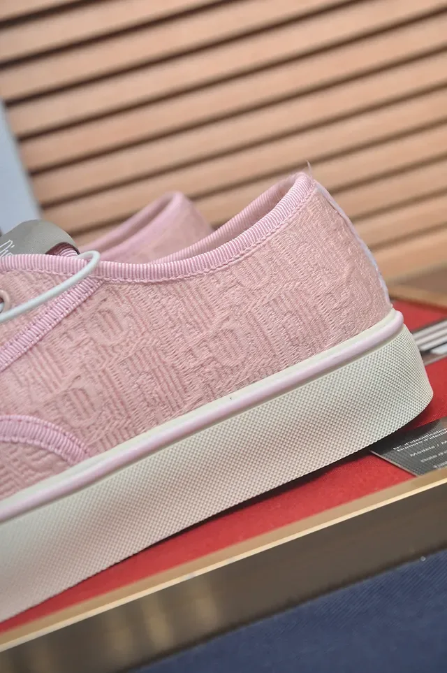 Vans Rose Beige Low-Top Tissu Lifestyle Sneakers 2