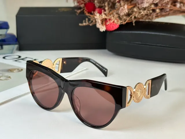 Versace Chain Reaction Beige Acetate Medusa Hardware lunettes de soleil 8