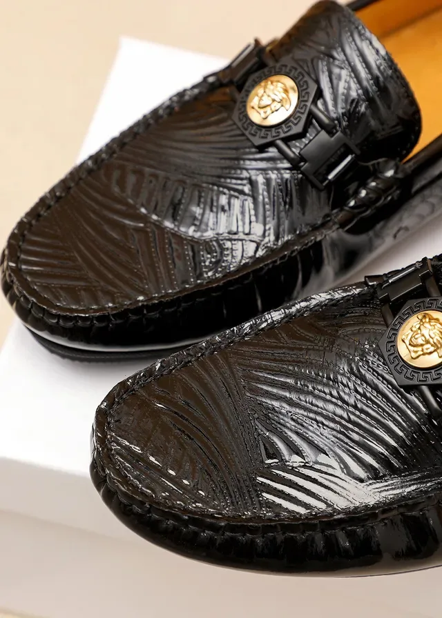Versace Chain Reaction Black Gold Patent Leather Embossed Palm-Leaf Texture Loafer 6
