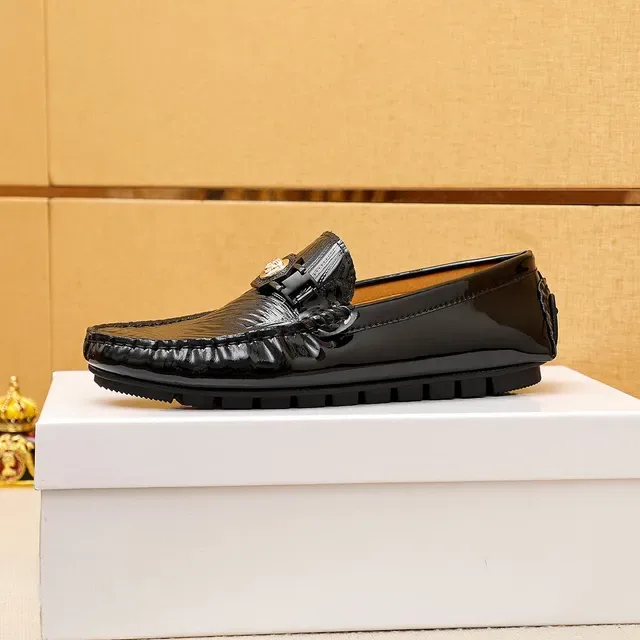 Versace Chain Reaction Black Gold Patent Leather Embossed Palm-Leaf Texture Loafer 7