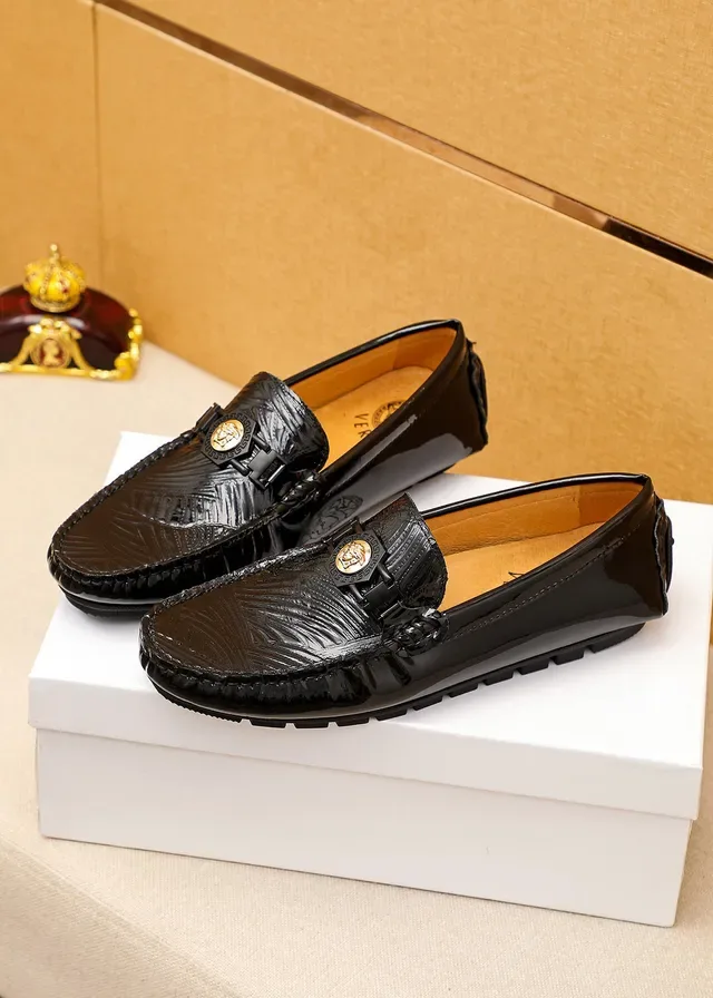 Versace Chain Reaction Black Gold Patent Leather Embossed Palm-Leaf Texture Loafer 9