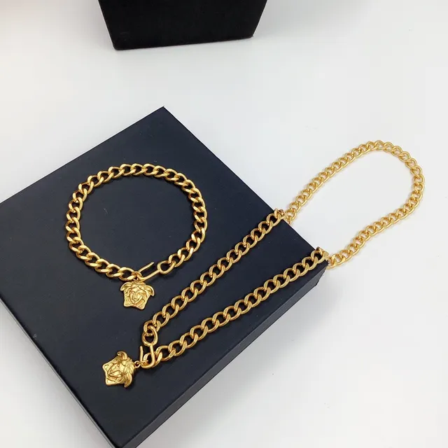 Versace Gold Curb Chain Medusa Head Pendant Necklace 5