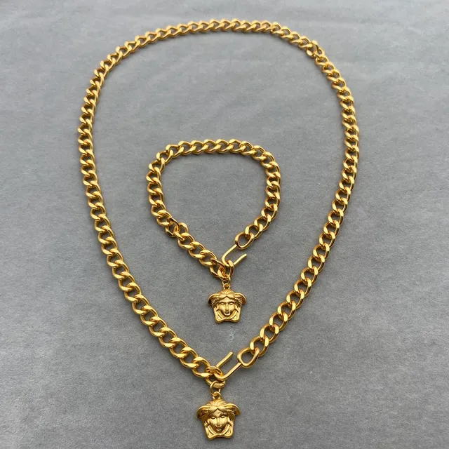 Versace Gold Curb Chain Medusa Head Pendant Necklace 7