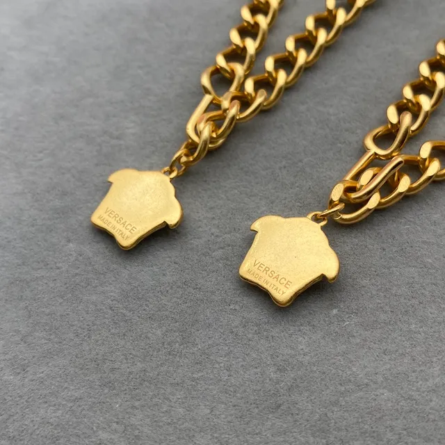 Versace Gold Curb Chain Medusa Head Pendant Necklace 10