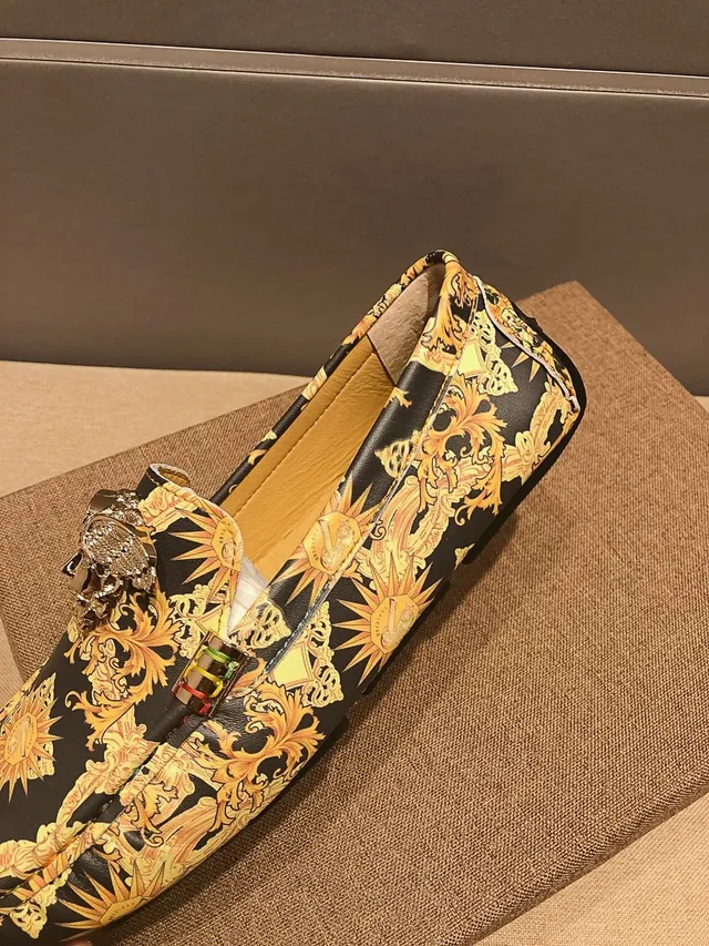 Versace Greca Odissea impression baroque Medusa mocassins 2