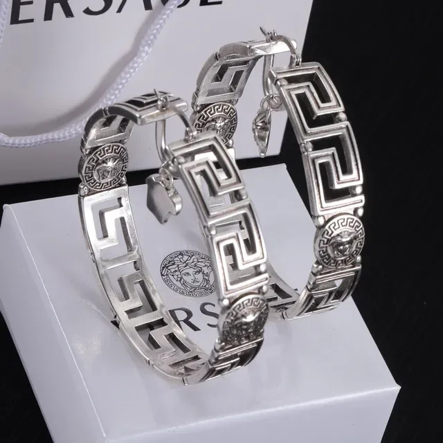 Versace Greca Odissea Medusa 圈耳 3