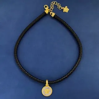 Versace Medusa Coin 黑色金色编织皮革吊坠项链