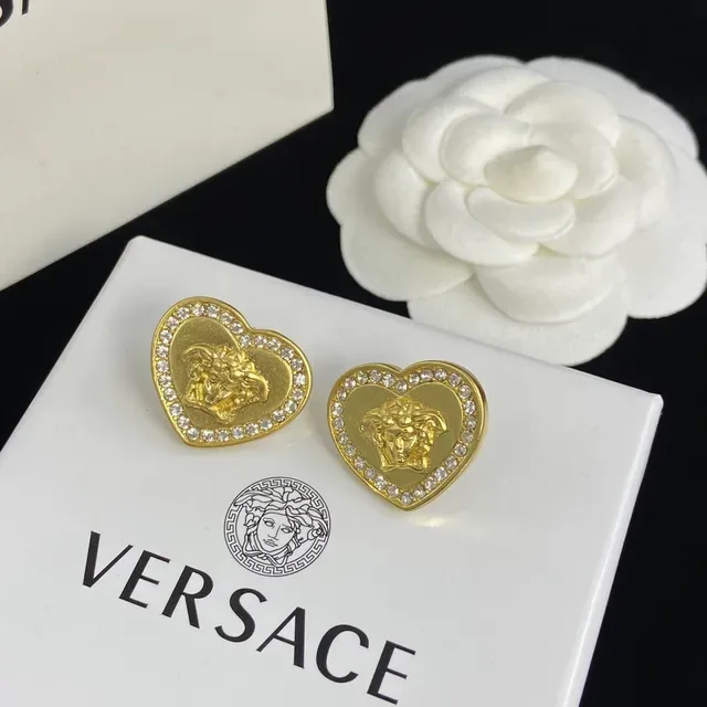 Versace Medusa Heart Gold Silver Motif 项链 3