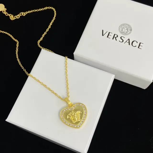 Versace Medusa Heart Gold Silver Motif 项链 4