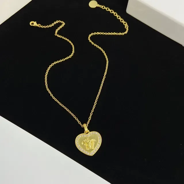 Versace Medusa Heart Gold Silver Motif 项链 5