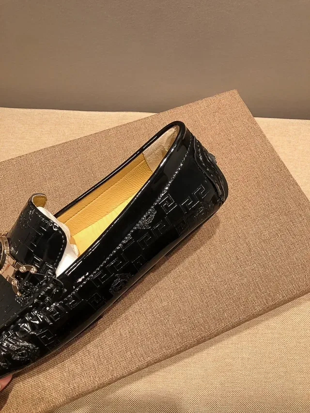 Versace Medusa Mocassins Preto Dourado Bordados 7