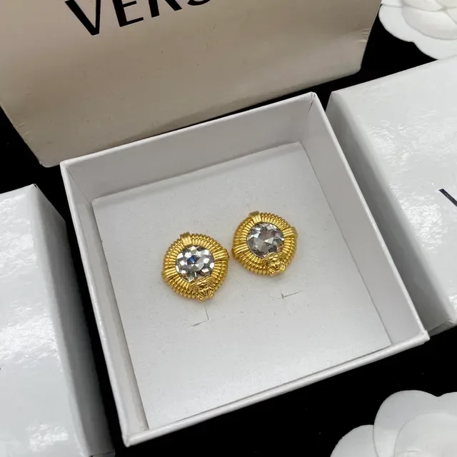 Versace Medusa أقراط Stud ذهب شفاف حافة منخرمة كريستال فاسيت مركز 3